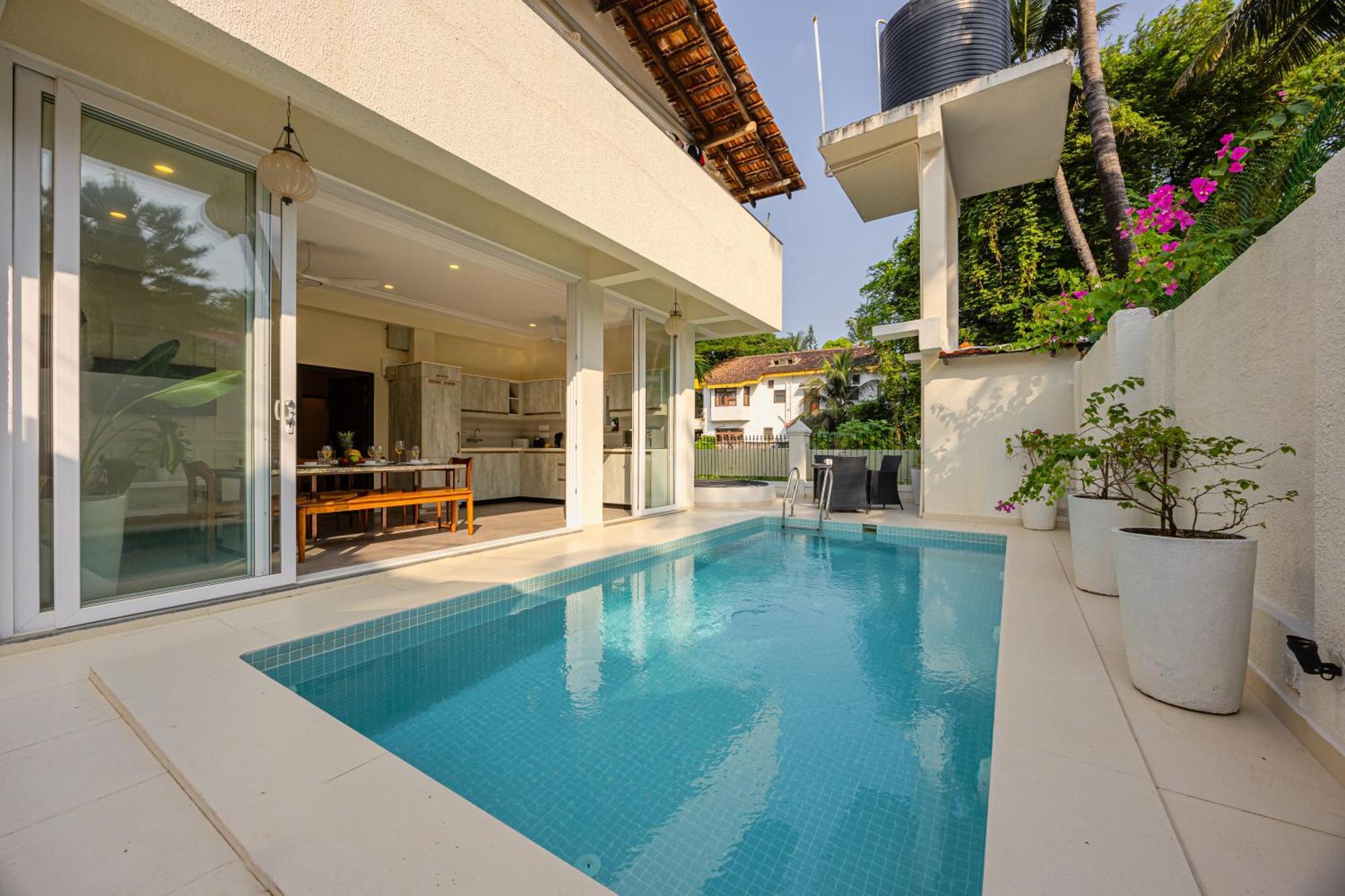 Elivaas 4 Bhk Villa Near Beach With Private Pool & Bar - Casa Boa Vida Candolim Ngoại thất bức ảnh