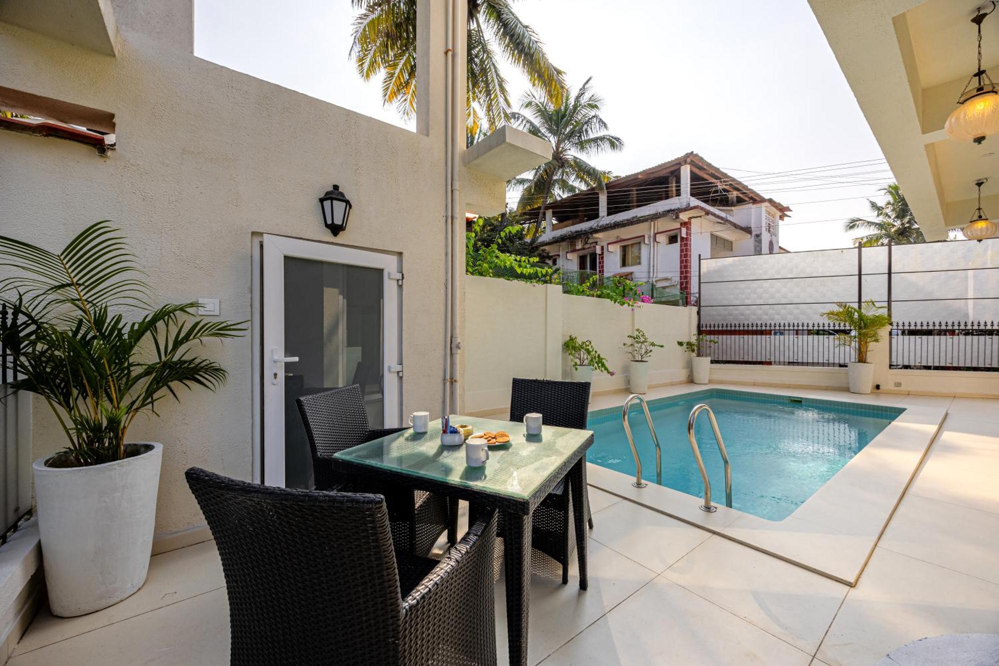 Elivaas 4 Bhk Villa Near Beach With Private Pool & Bar - Casa Boa Vida Candolim Ngoại thất bức ảnh