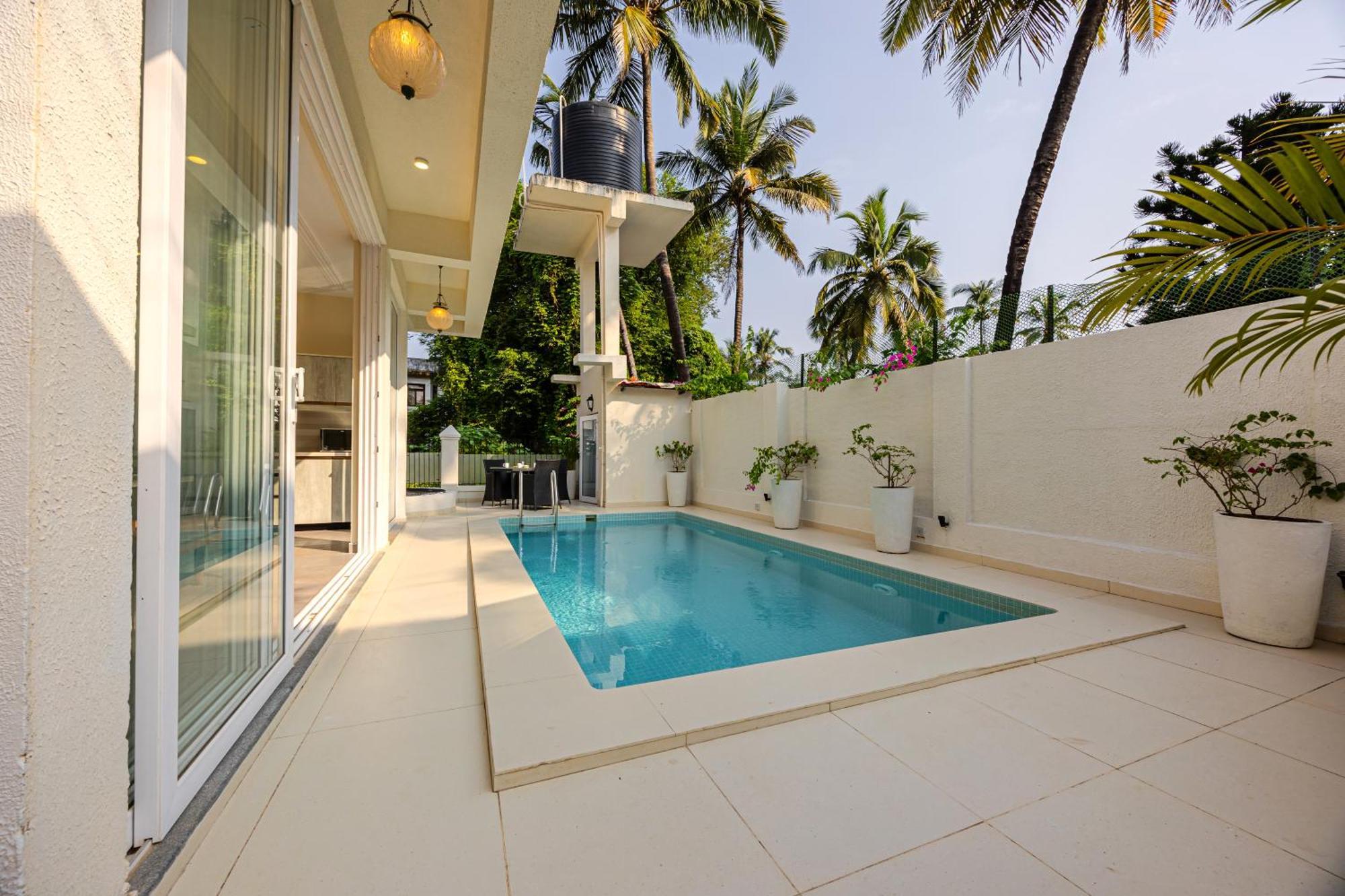 Elivaas 4 Bhk Villa Near Beach With Private Pool & Bar - Casa Boa Vida Candolim Ngoại thất bức ảnh