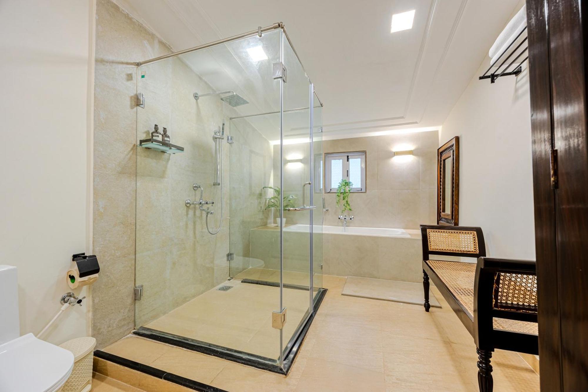 Elivaas 4 Bhk Villa Near Beach With Private Pool & Bar - Casa Boa Vida Candolim Ngoại thất bức ảnh