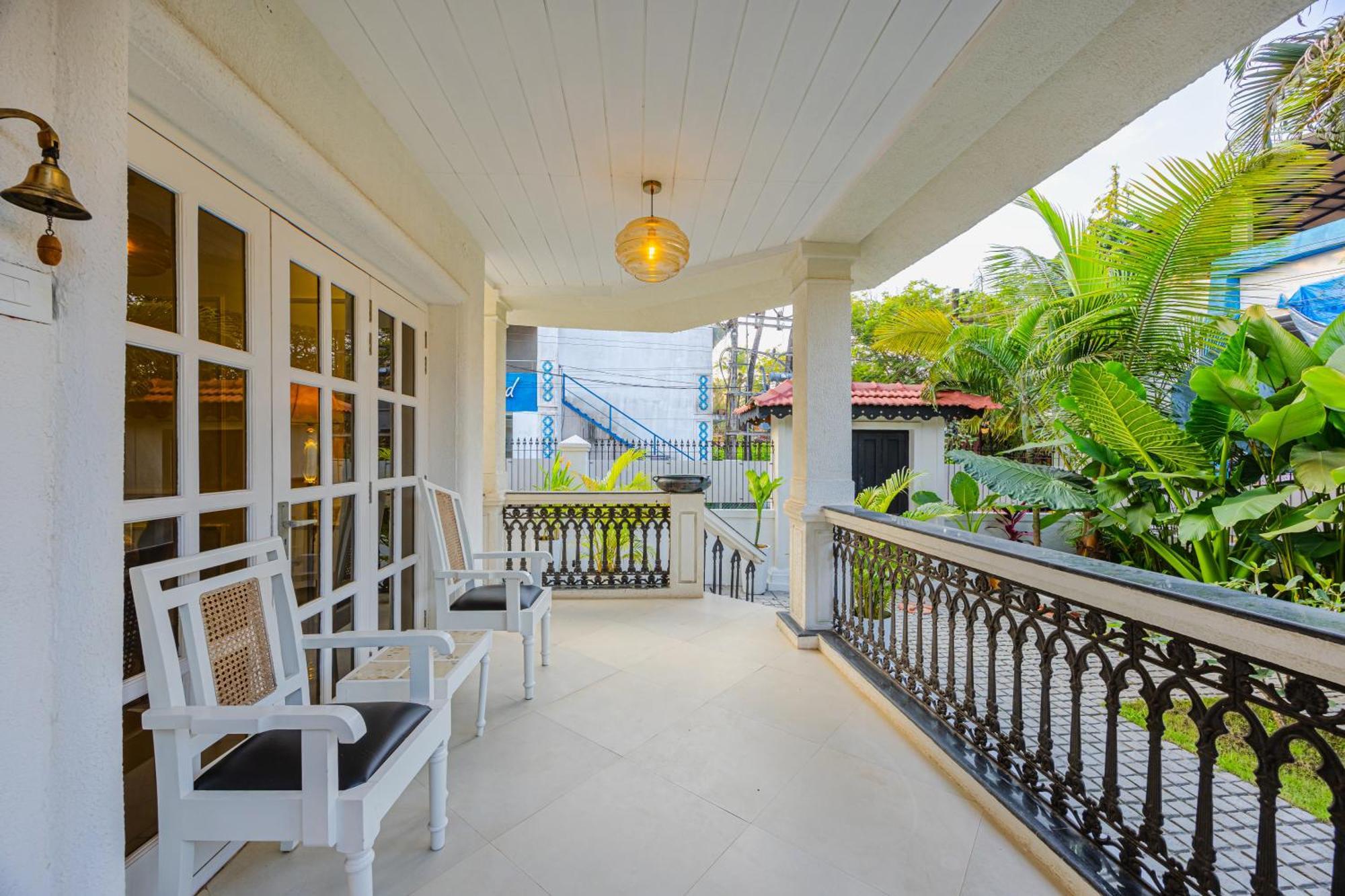 Elivaas 4 Bhk Villa Near Beach With Private Pool & Bar - Casa Boa Vida Candolim Ngoại thất bức ảnh