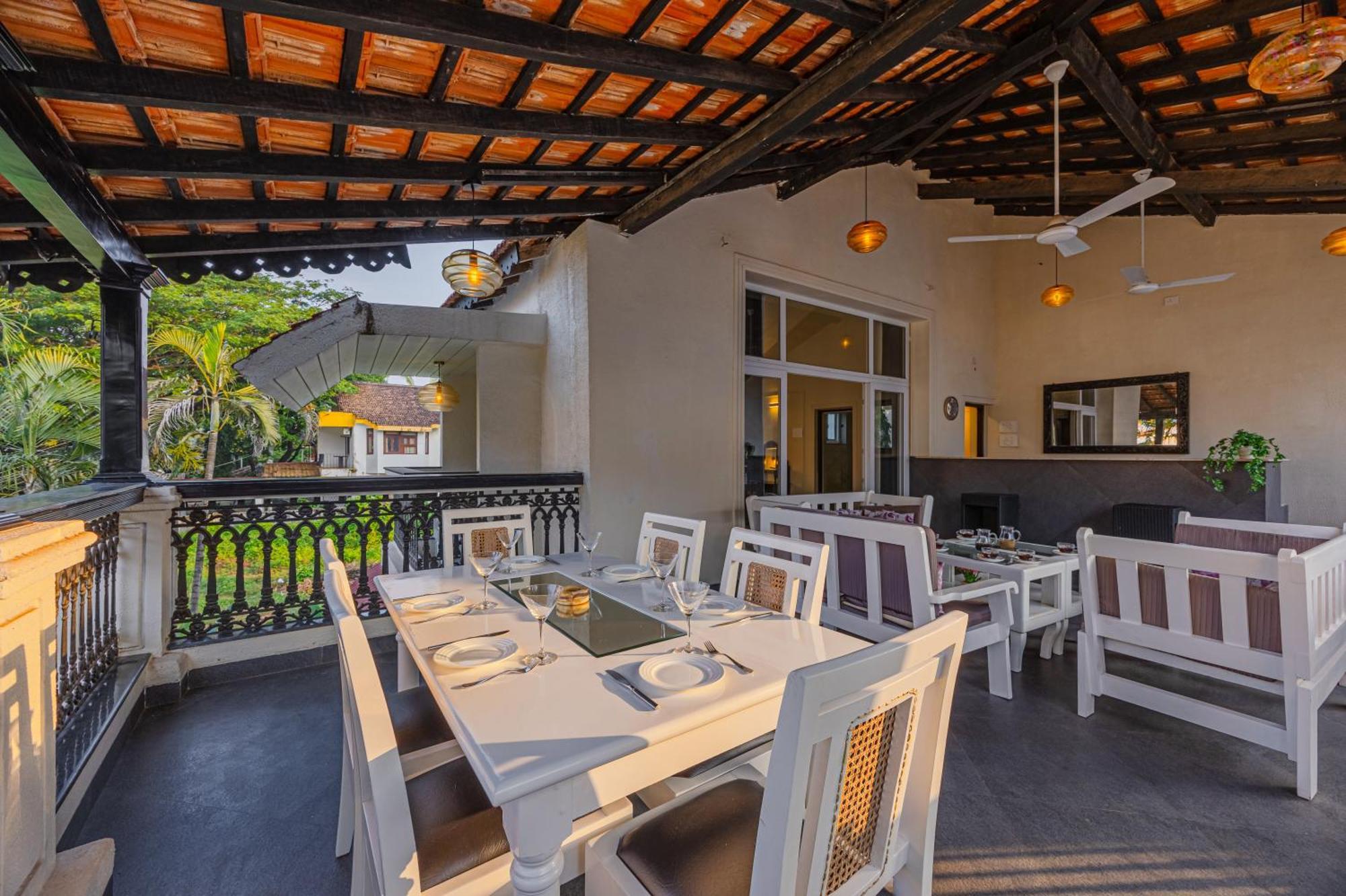 Elivaas 4 Bhk Villa Near Beach With Private Pool & Bar - Casa Boa Vida Candolim Ngoại thất bức ảnh