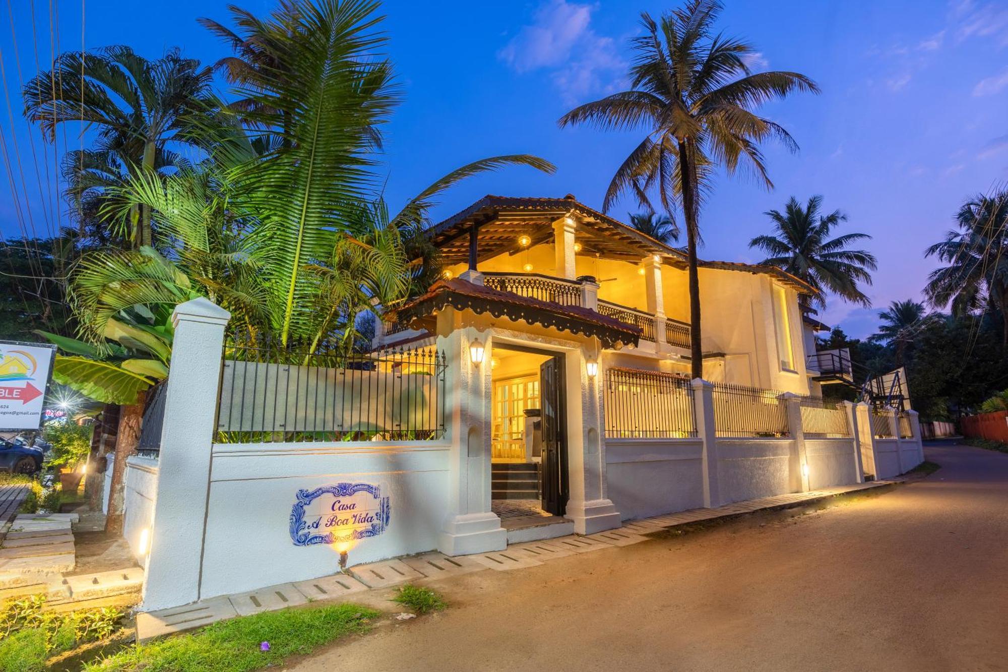 Elivaas 4 Bhk Villa Near Beach With Private Pool & Bar - Casa Boa Vida Candolim Ngoại thất bức ảnh