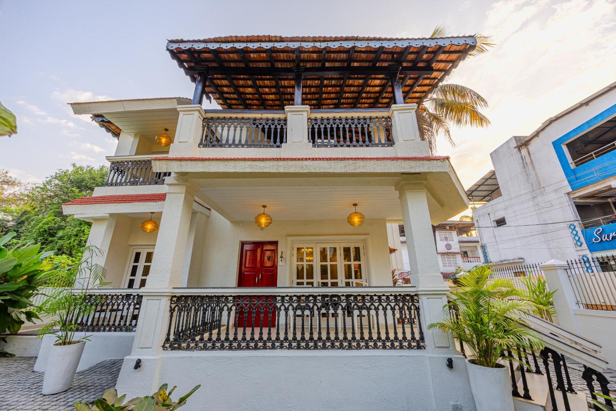 Elivaas 4 Bhk Villa Near Beach With Private Pool & Bar - Casa Boa Vida Candolim Ngoại thất bức ảnh
