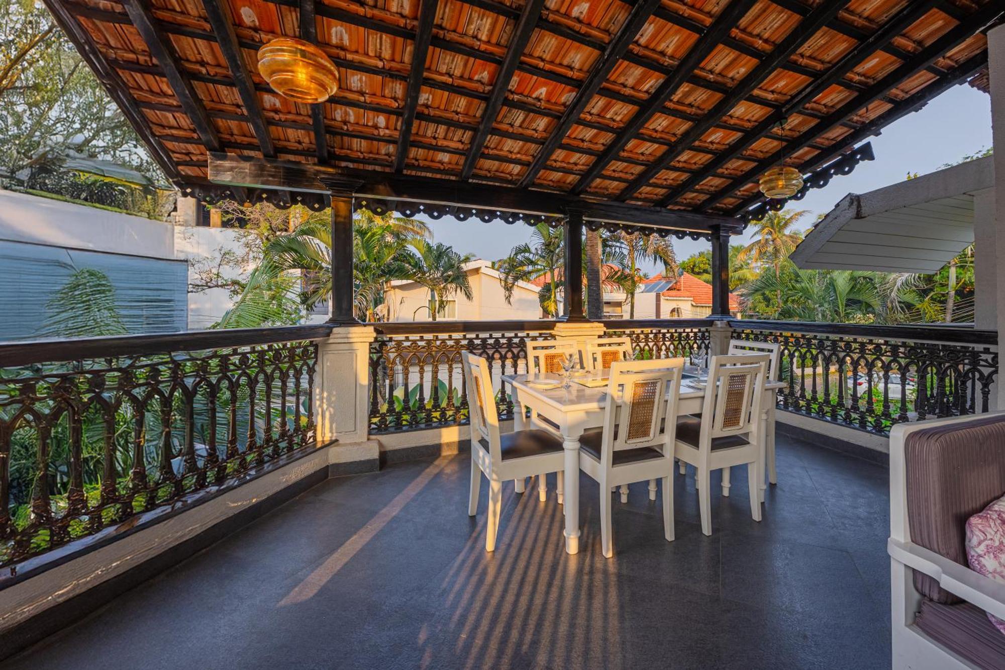 Elivaas 4 Bhk Villa Near Beach With Private Pool & Bar - Casa Boa Vida Candolim Ngoại thất bức ảnh