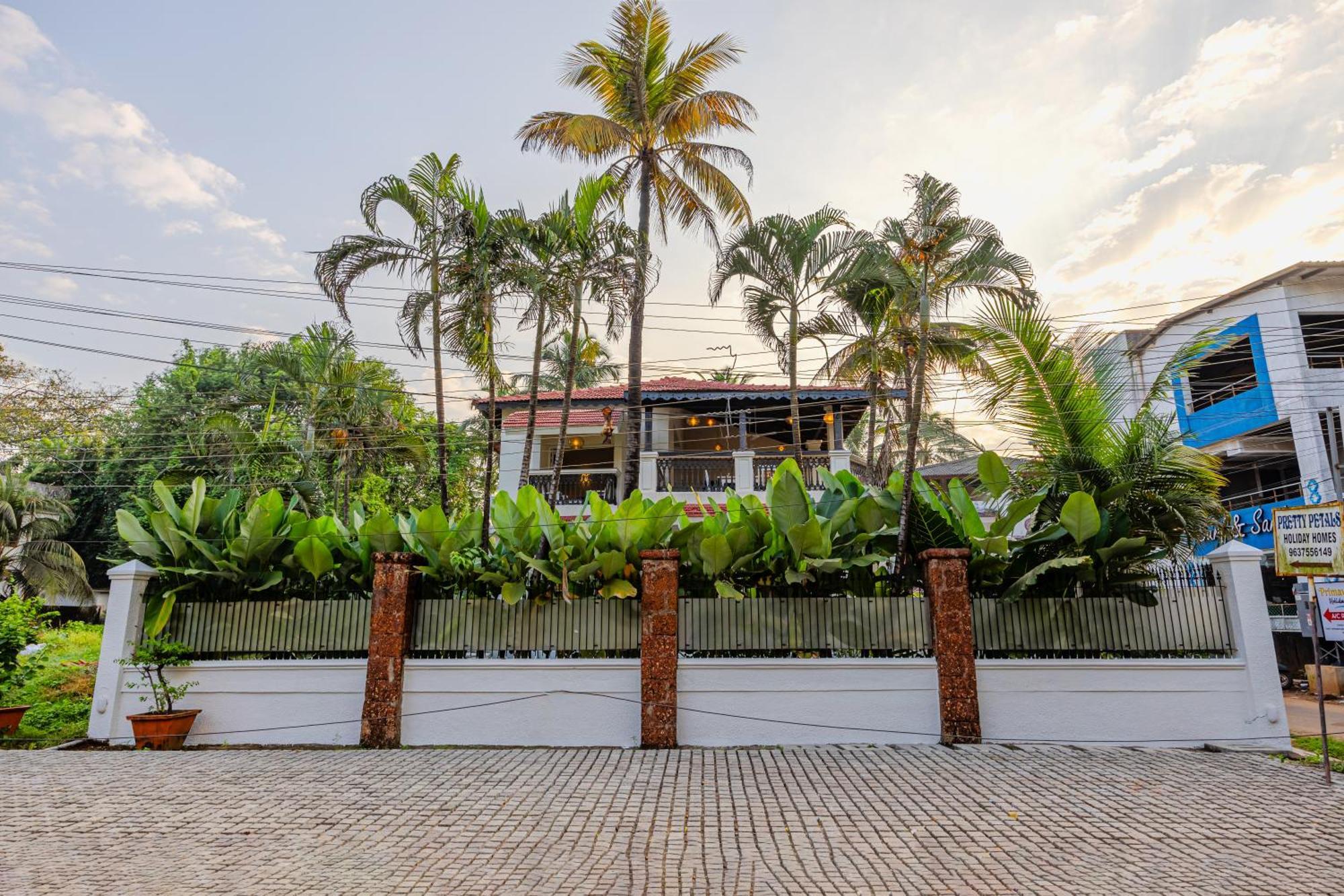 Elivaas 4 Bhk Villa Near Beach With Private Pool & Bar - Casa Boa Vida Candolim Ngoại thất bức ảnh
